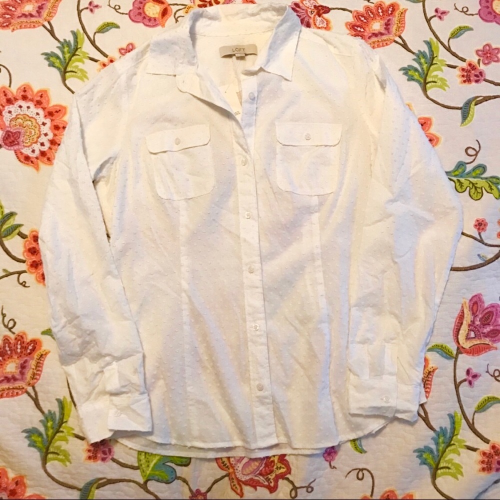 NWT💥Loft Collared Button-Down - Picture 2 of 6